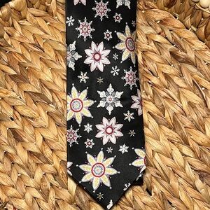 Snowflake Holiday Black Tie ❄️